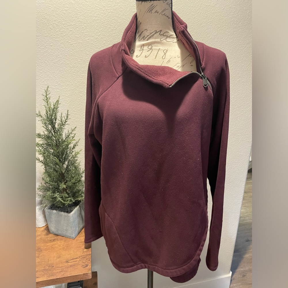 Athleta Cozy Sweatshirt